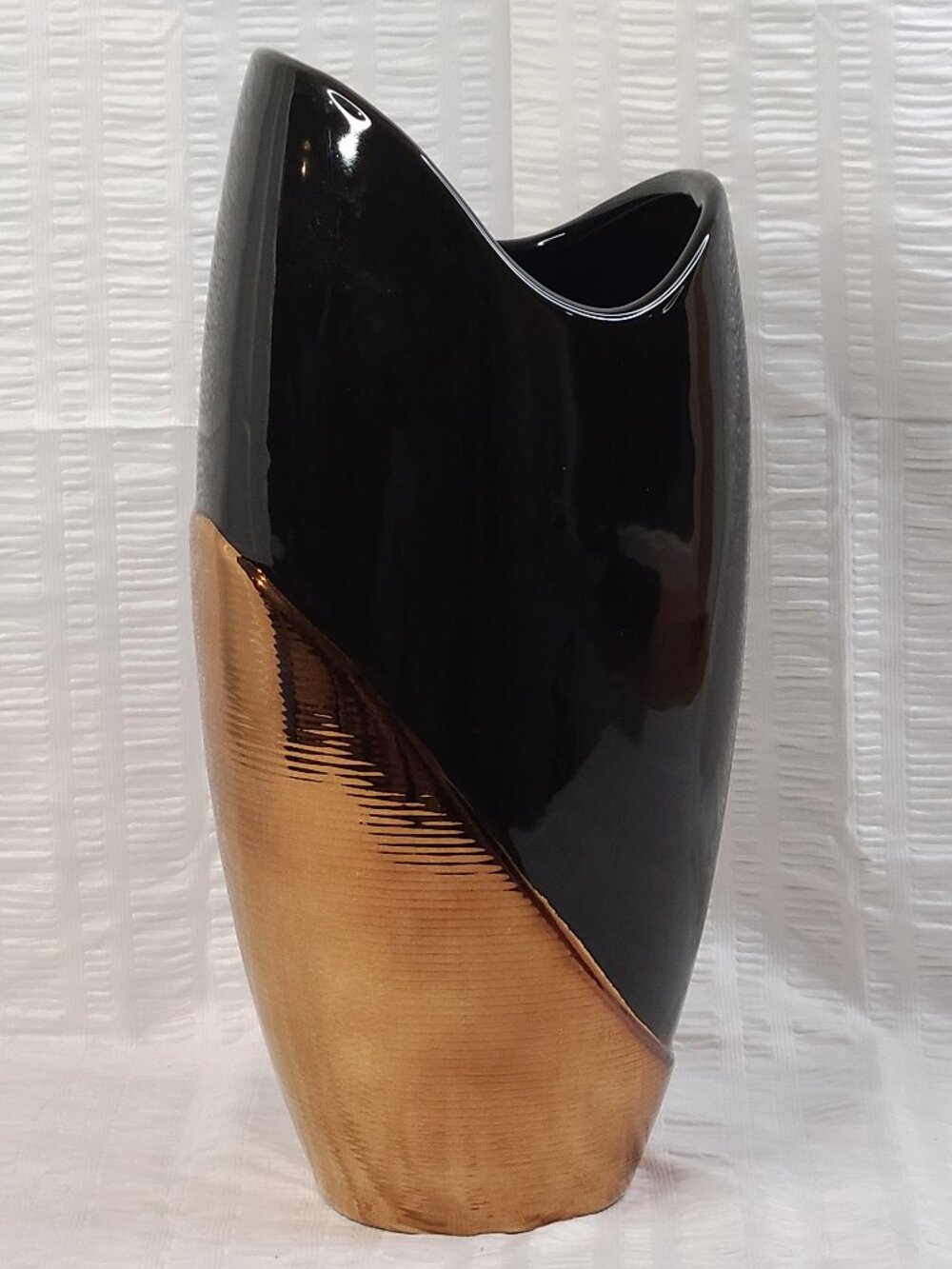 Sagebrook Home 13.5" High Ceramic Black Gold Dramatic Modern Vase